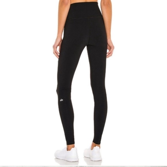 Alo Dark Gray High-Waist Ripped Warrior Legging / small - Picture 5 of 13